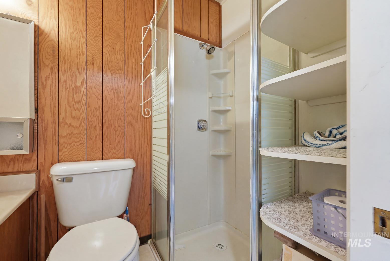 1814 N Amber St Property Photo 24