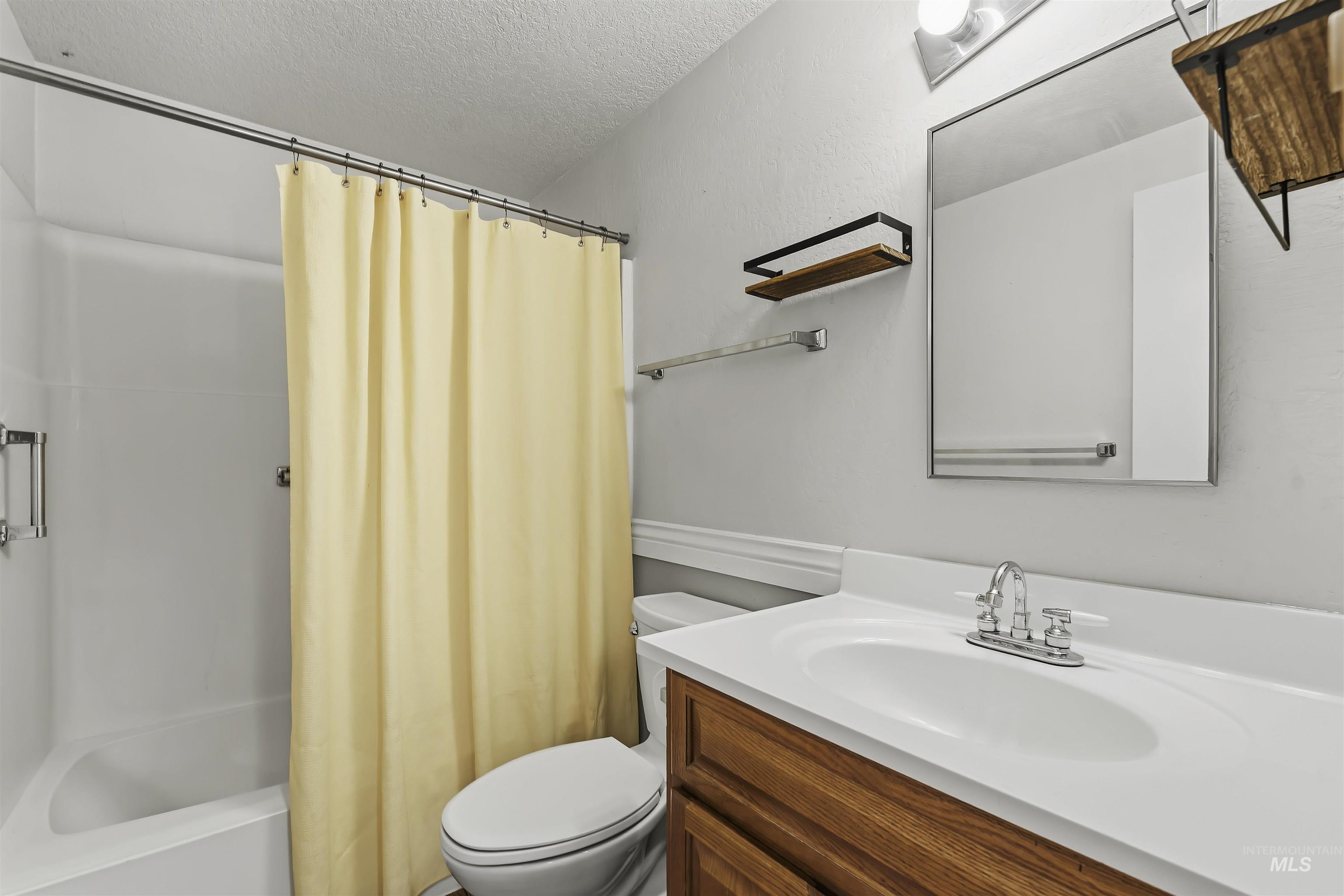 630 E Court Street Property Photo 20
