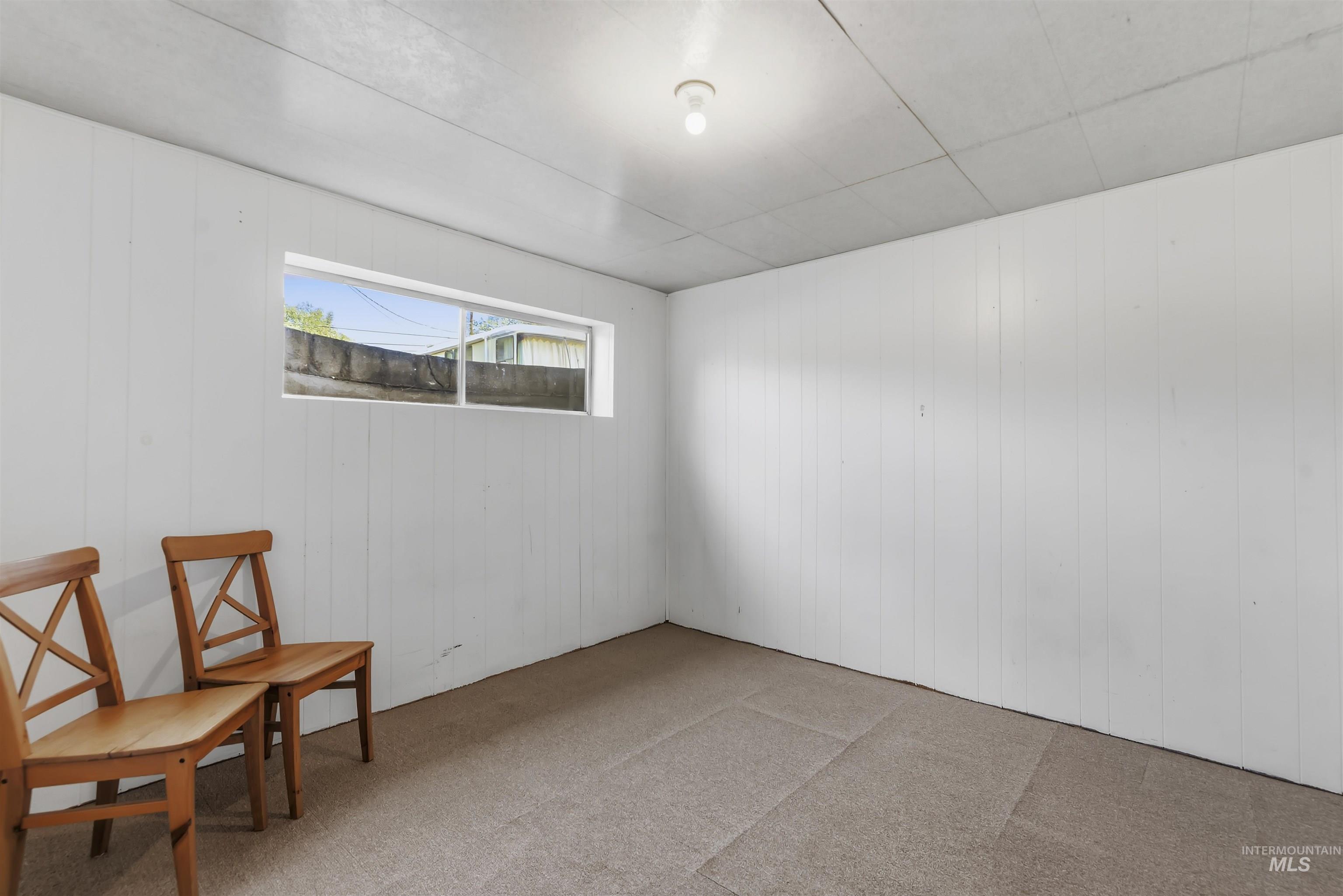 630 E Court Street Property Photo 22