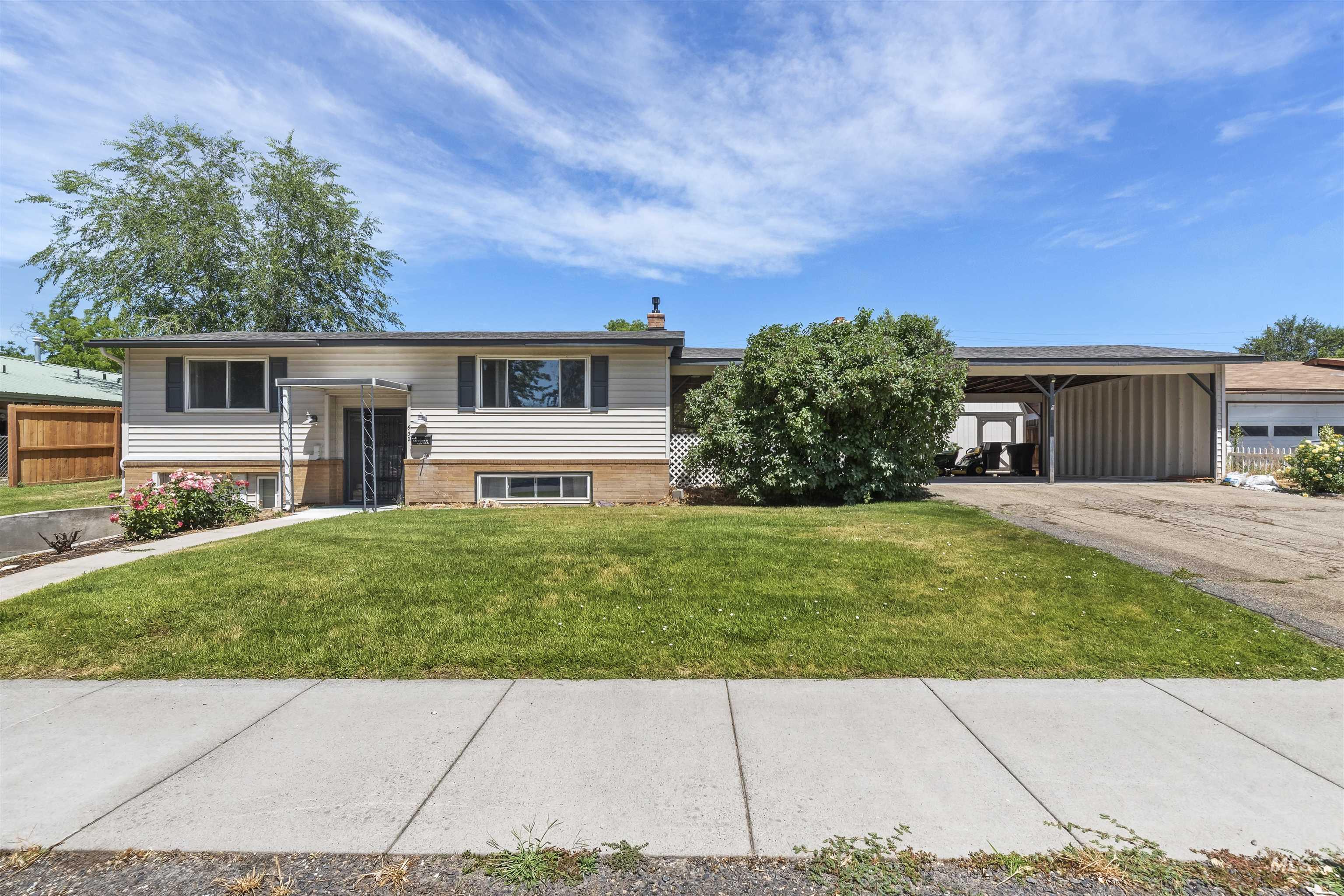 630 E Court Street Property Photo 40