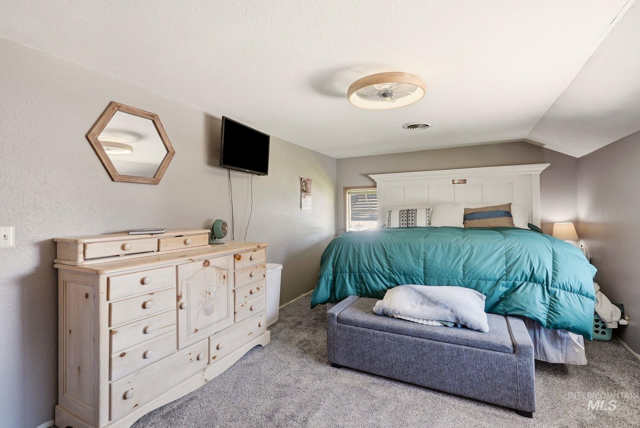 708 Park Avenue Property Photo 18