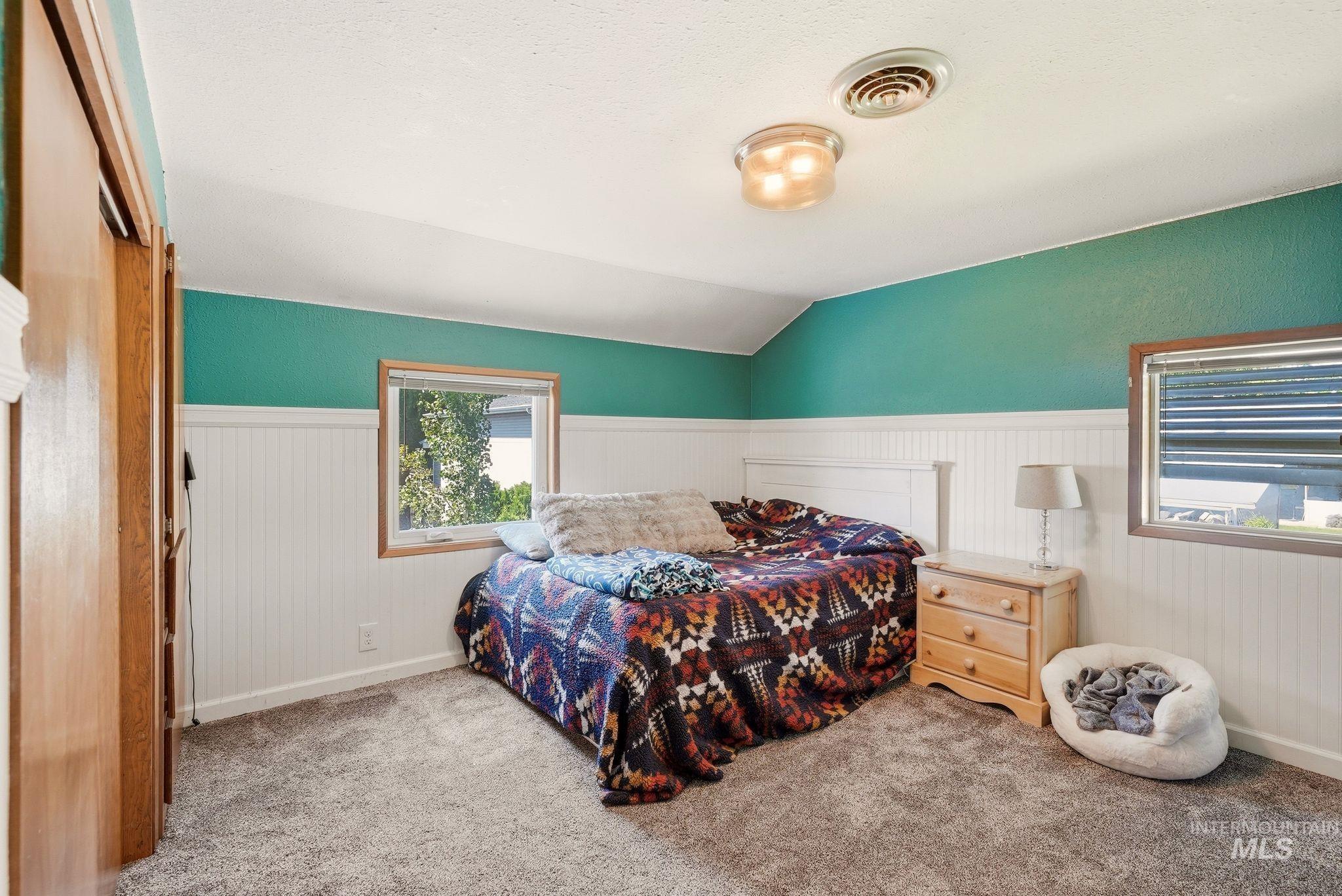 708 Park Avenue Property Photo 22