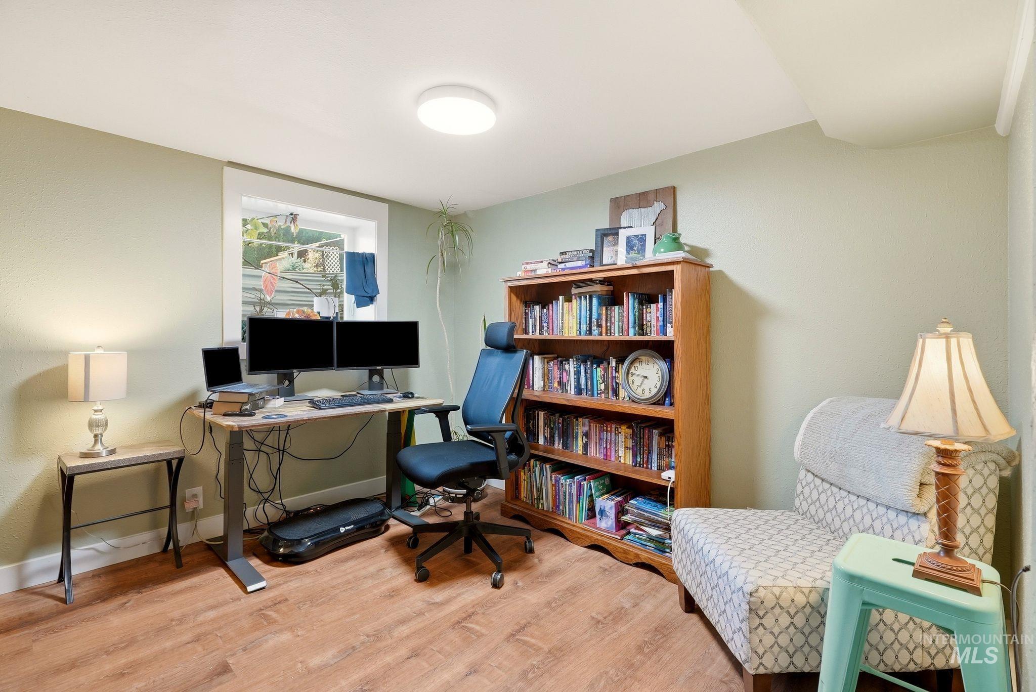 708 Park Avenue Property Photo 25