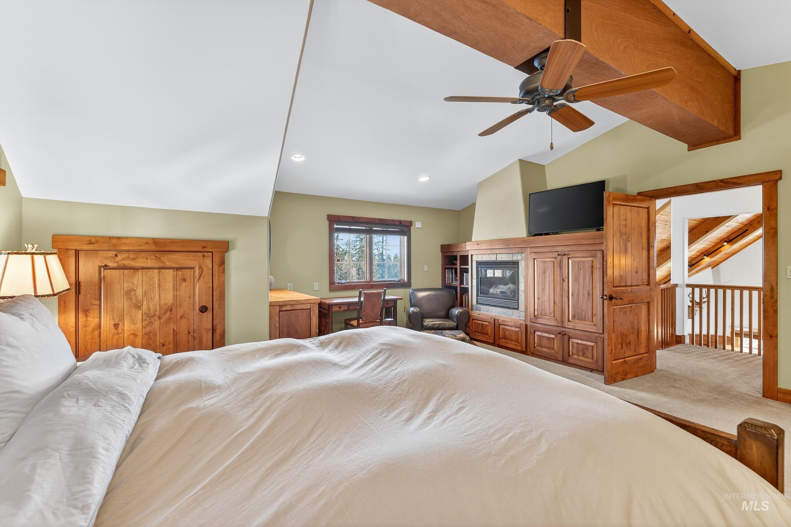 28 Francois Court Property Photo 44