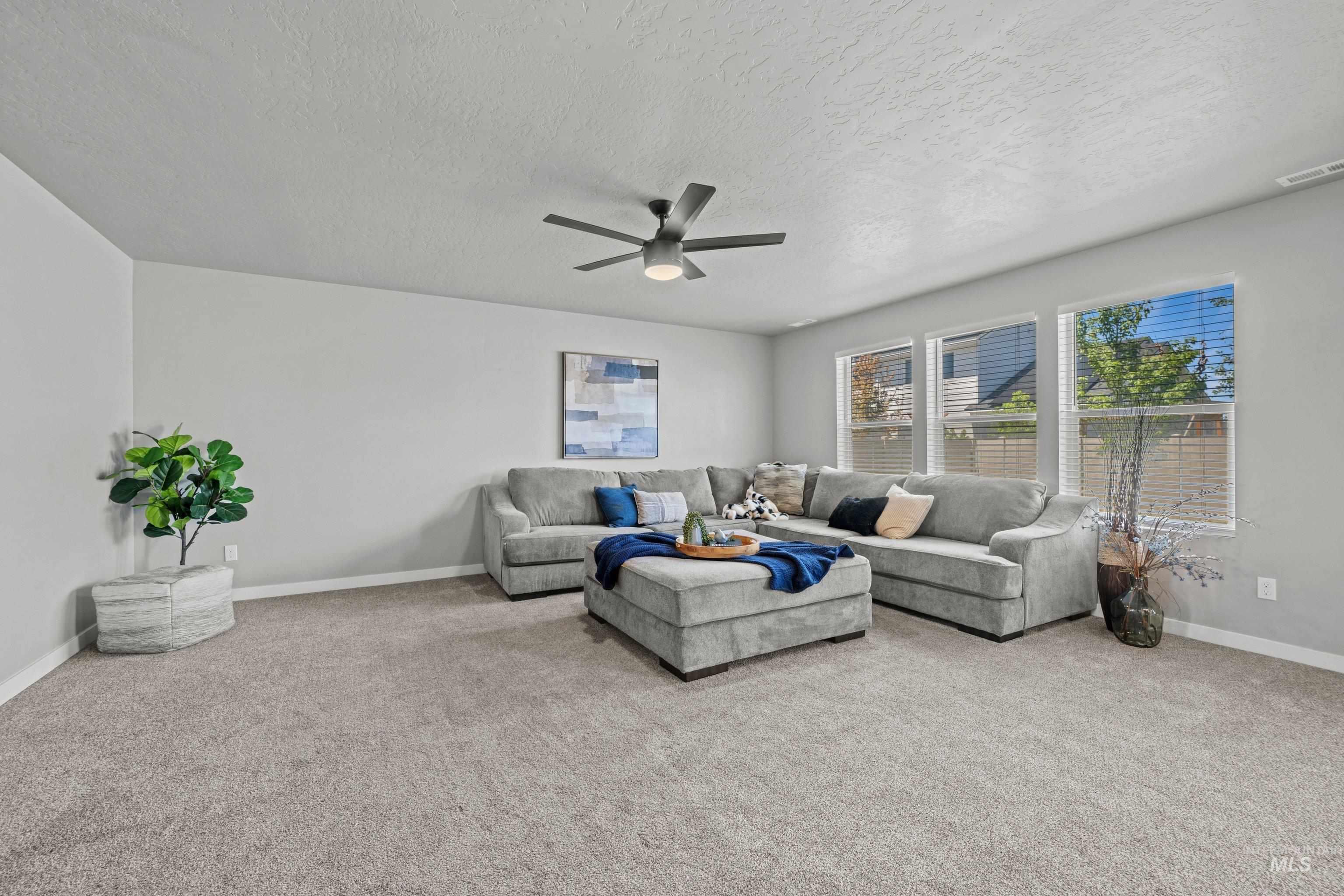 530 W Screech Owl Dr. Property Photo 14