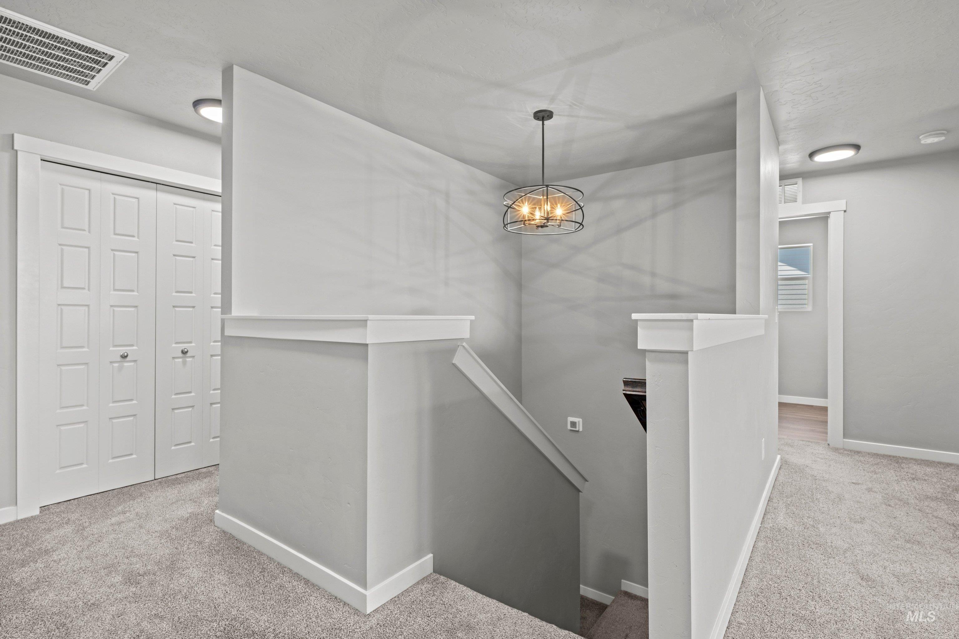 530 W Screech Owl Dr. Property Photo 25