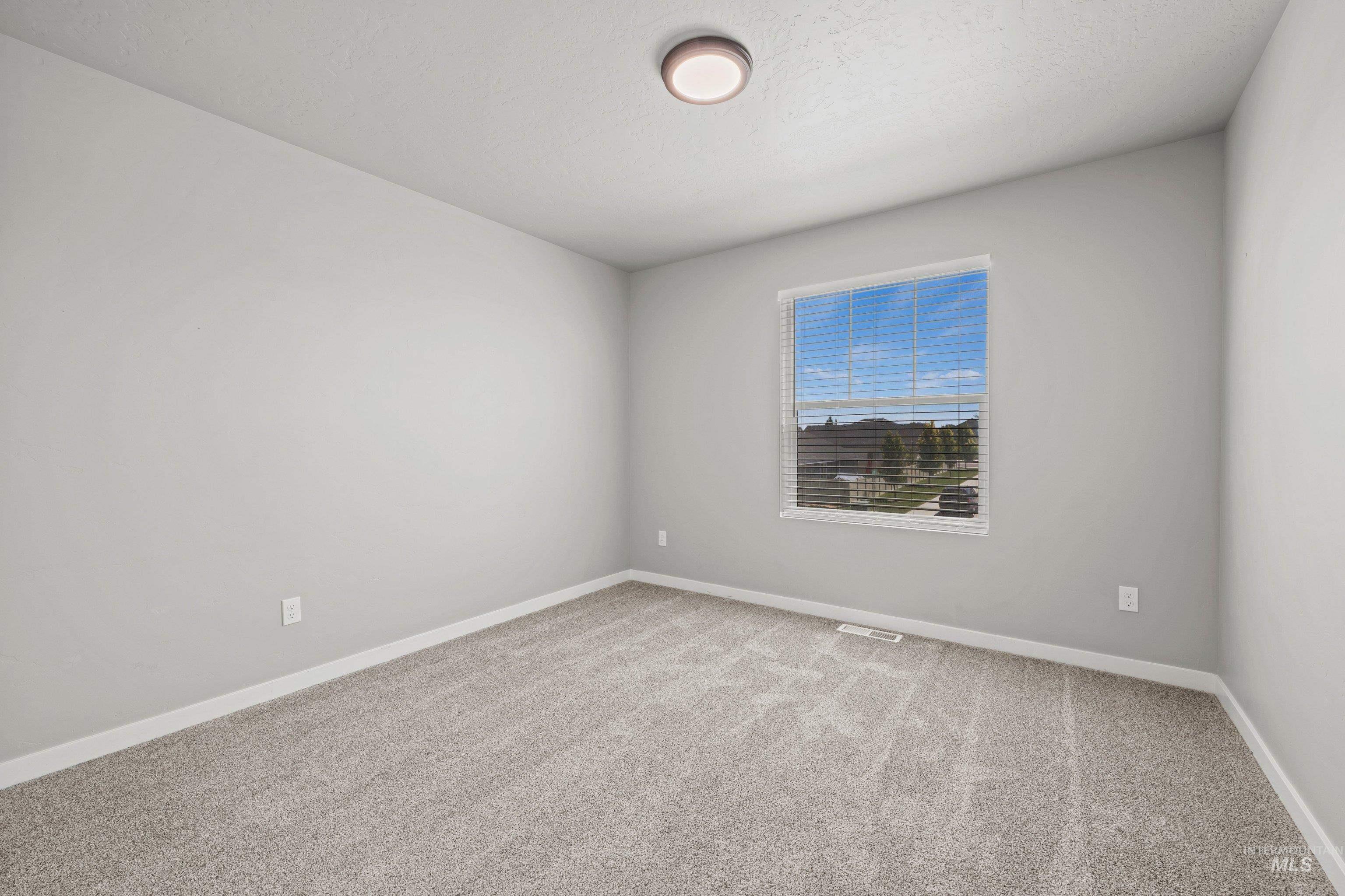 530 W Screech Owl Dr. Property Photo 35