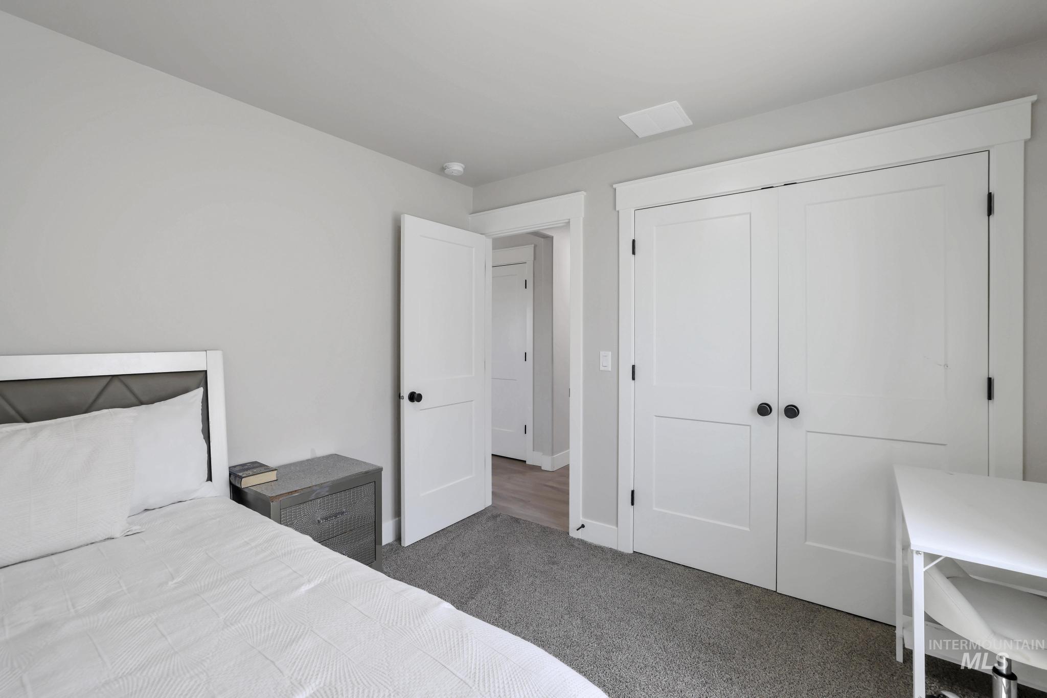 1836 Gage Ave Property Photo 17