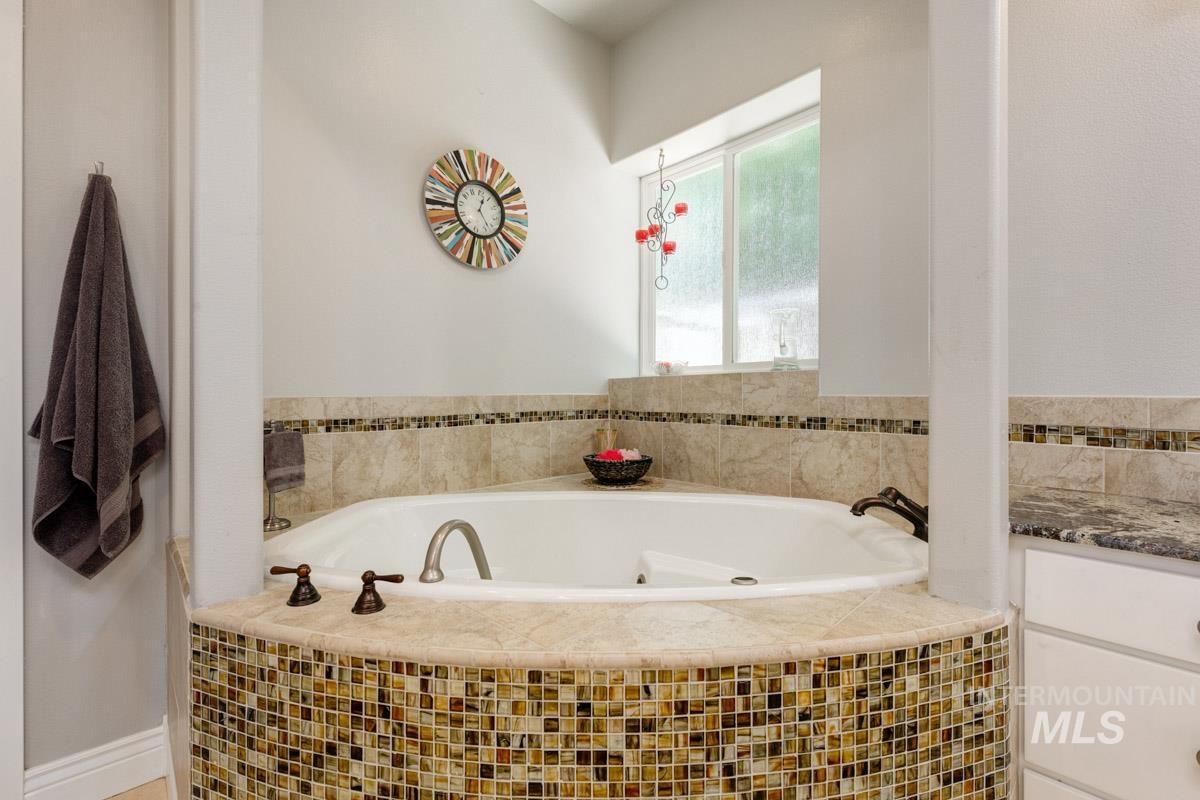 12583 W Deep Canyon Drive Property Photo 36