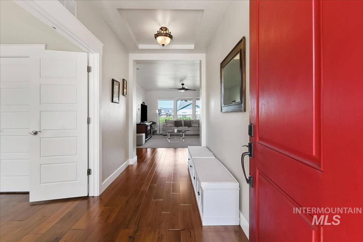 1116 N World Cup Lane Property Photo 5
