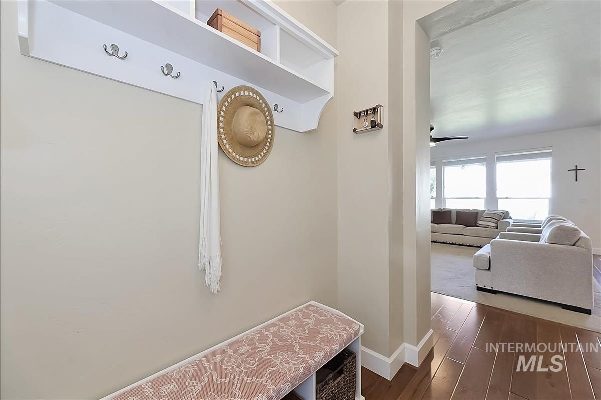 1116 N World Cup Lane Property Photo 25