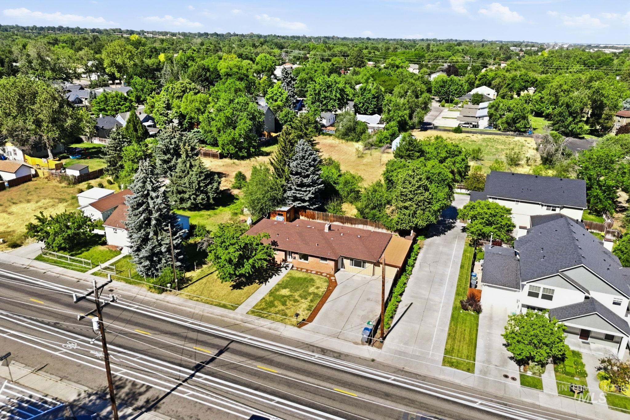 275 S Latah St Property Photo 39
