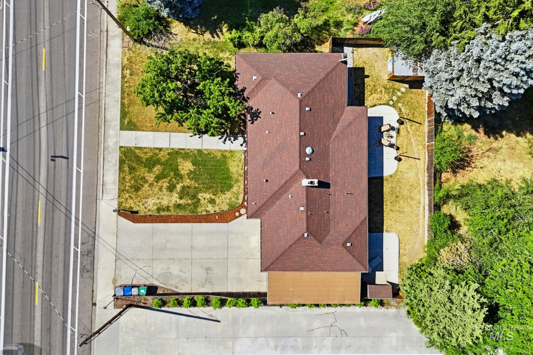 275 S Latah St Property Photo 45