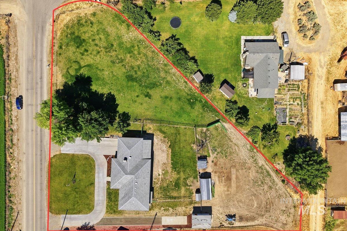 6850 W Black Canyon Hwy Property Photo 1