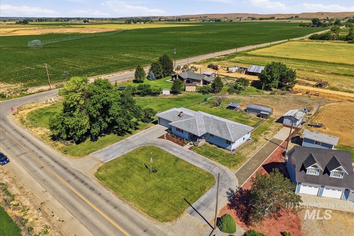 6850 W Black Canyon Hwy Property Photo 4