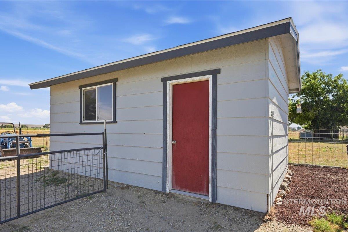 6850 W Black Canyon Hwy Property Photo 9