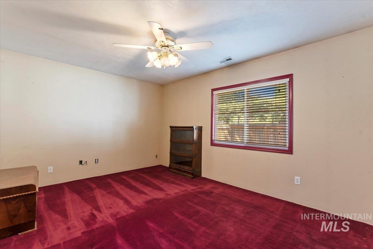 1817 N 25th St Property Photo 10