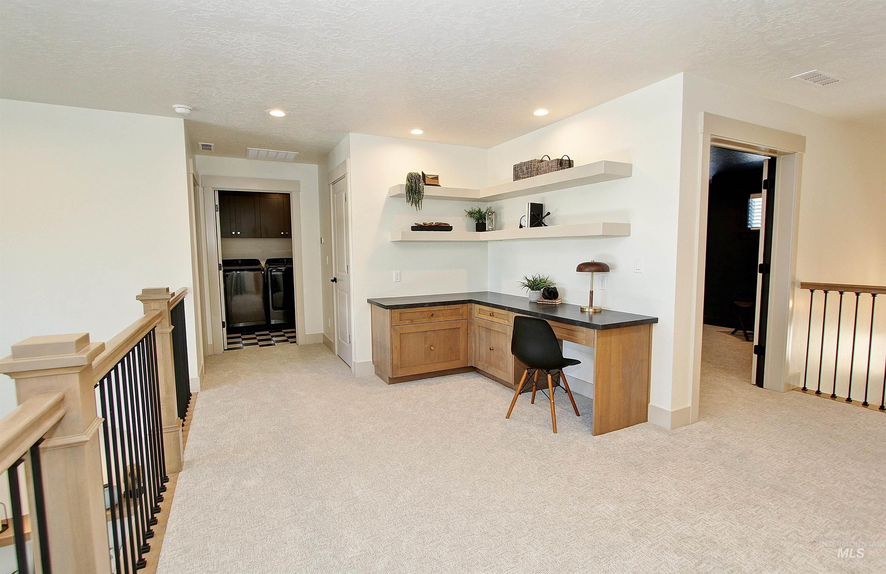 9600 S Prairie Falcon Ave Property Photo 25