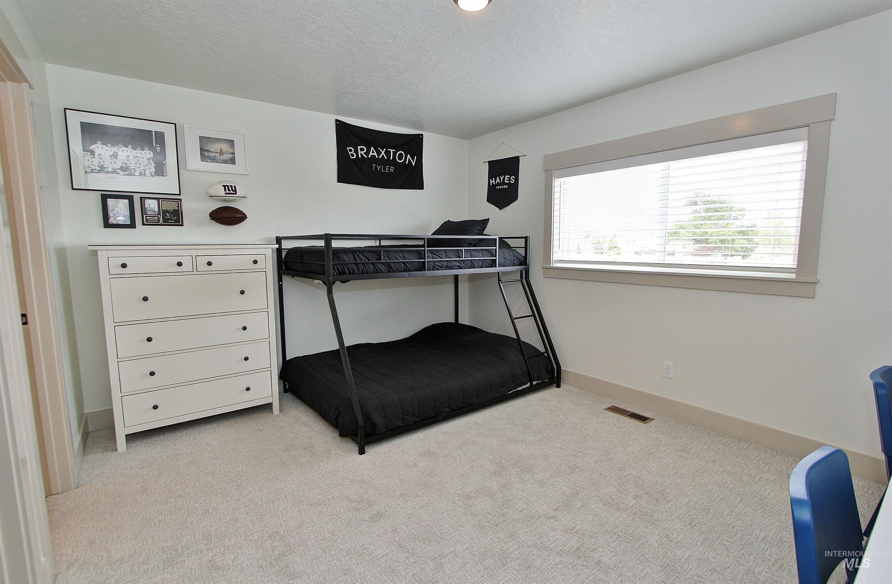 9600 S Prairie Falcon Ave Property Photo 31