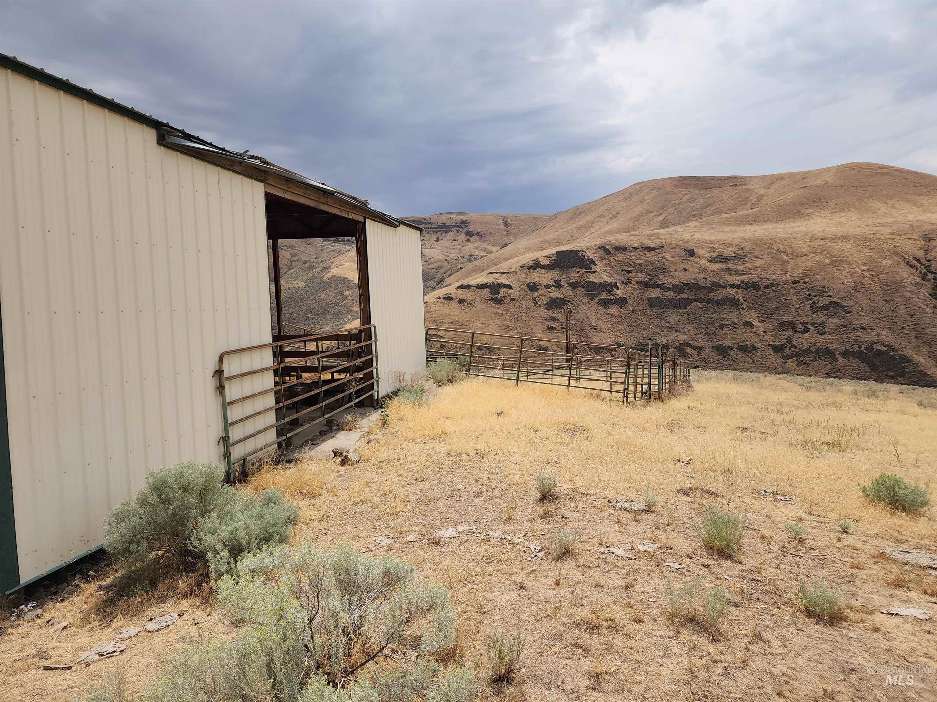 2871 Hwy 12 Property Photo 9