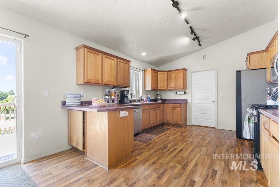 880 S Iowa Ave Property Photo 10