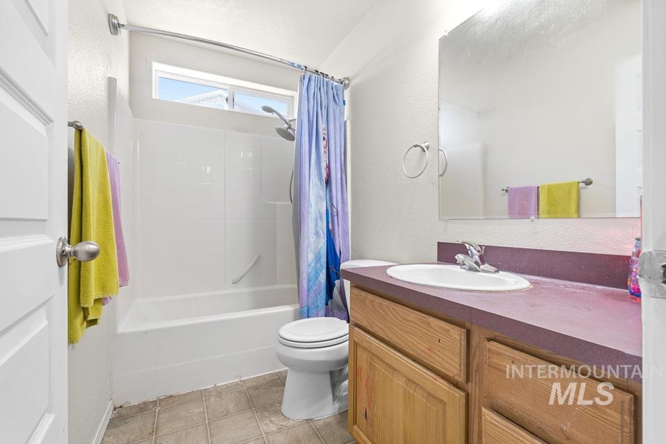 880 S Iowa Ave Property Photo 21