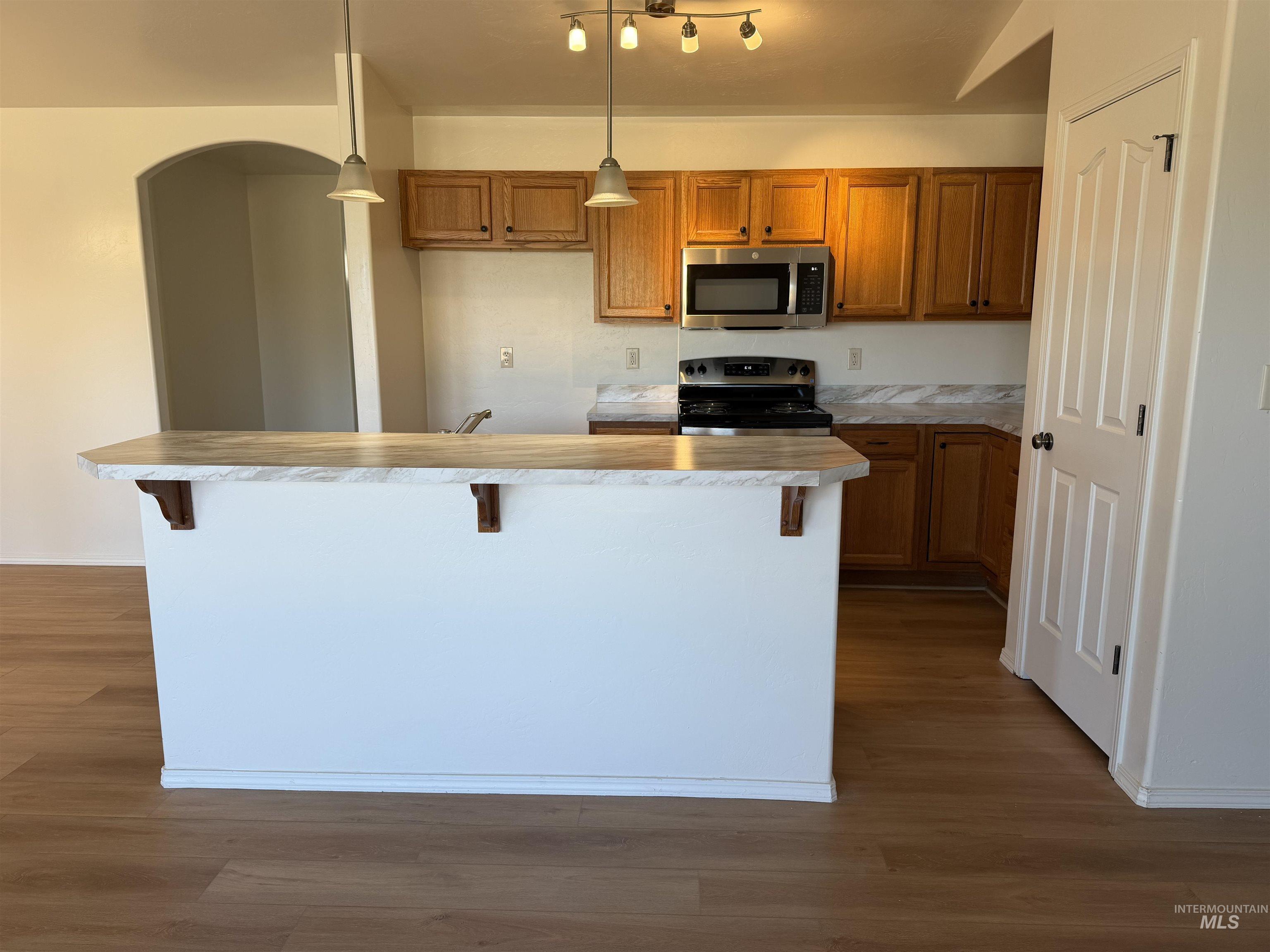 1135 Fiesta Way Property Photo 13
