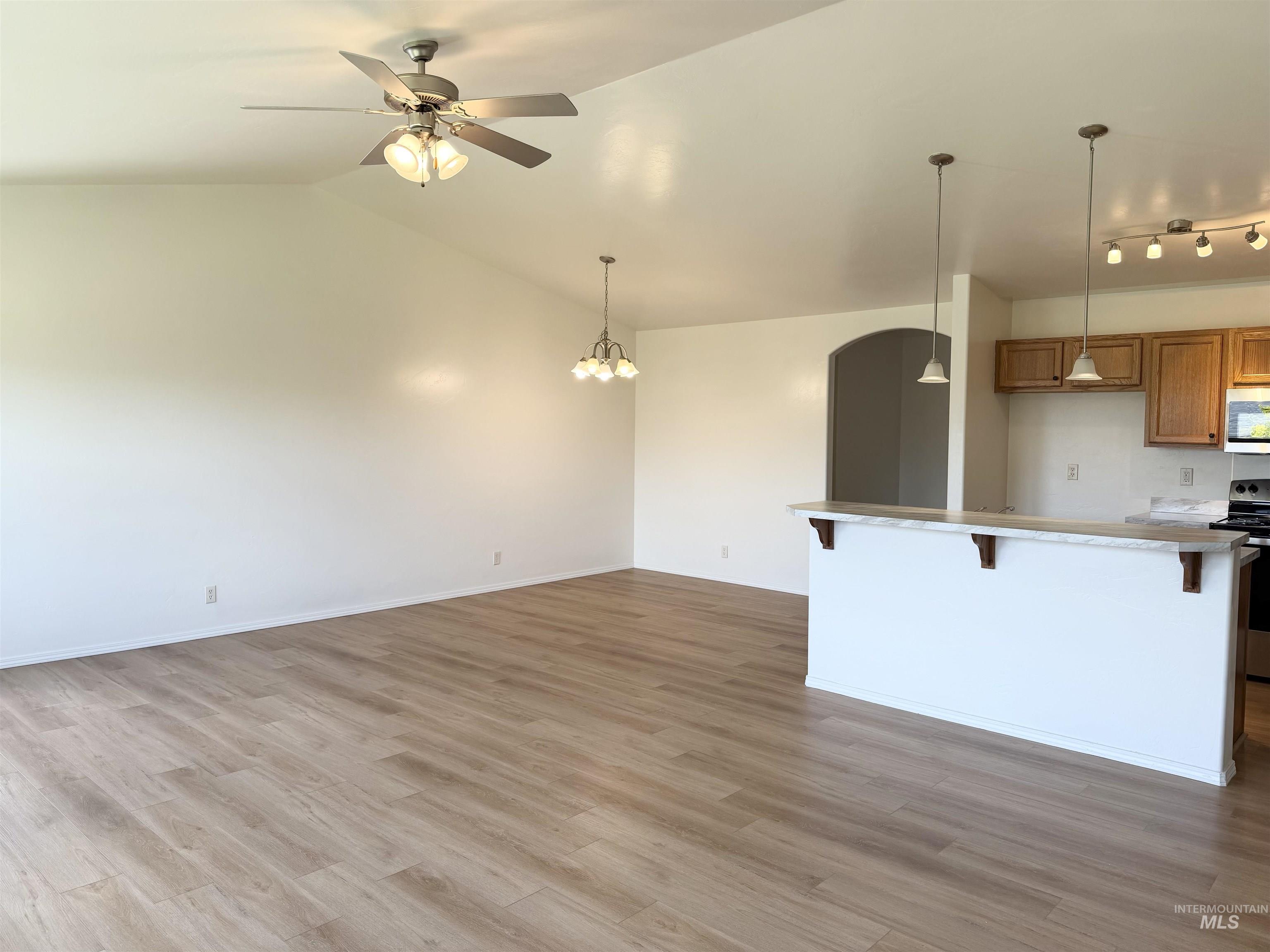1135 Fiesta Way Property Photo 21