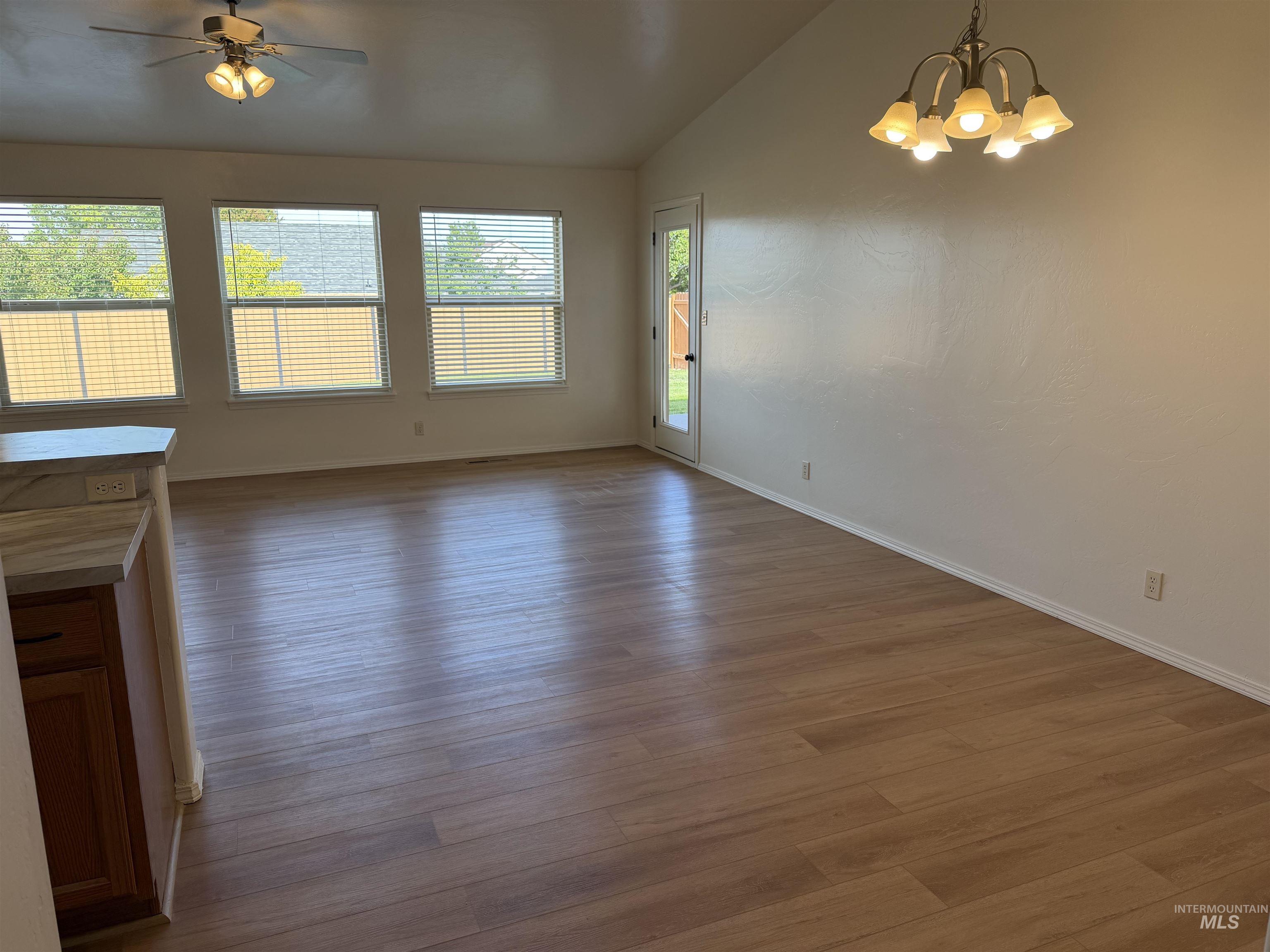 1135 Fiesta Way Property Photo 25