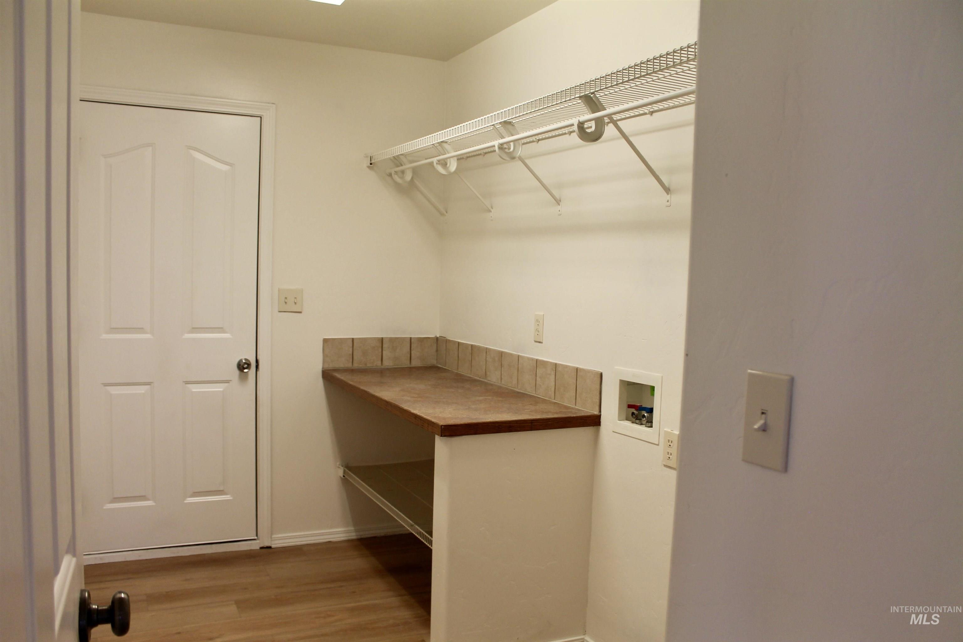 1135 Fiesta Way Property Photo 38