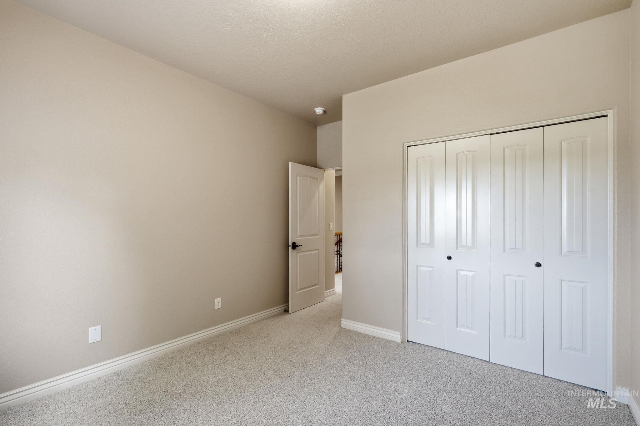 2387 S Chipper Way Property Photo 33