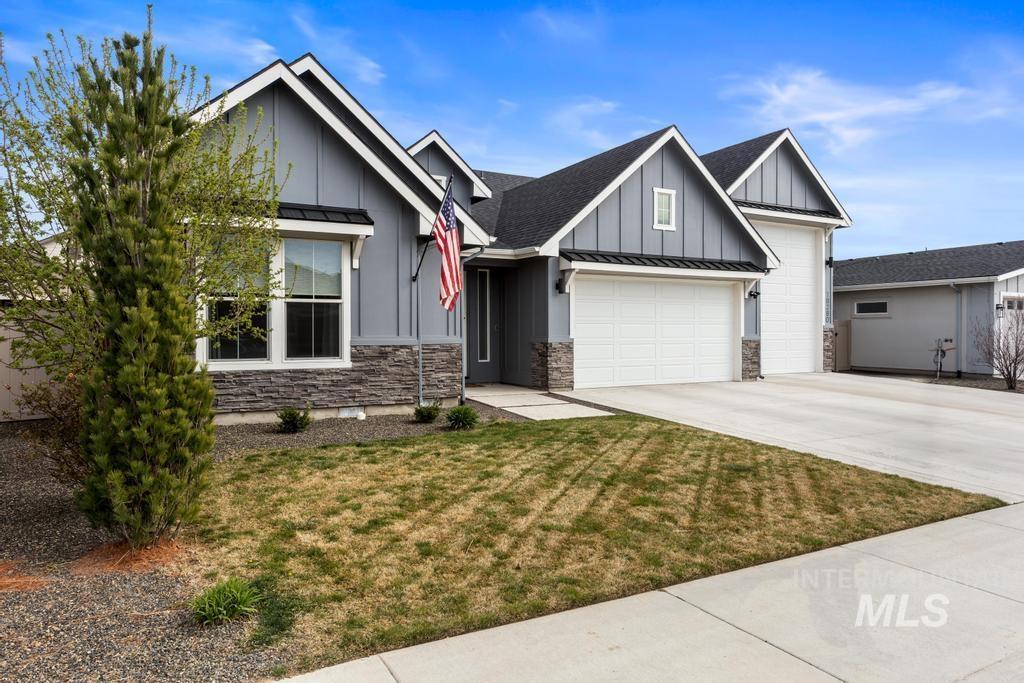 18280 N Tulip Ave Property Photo 3