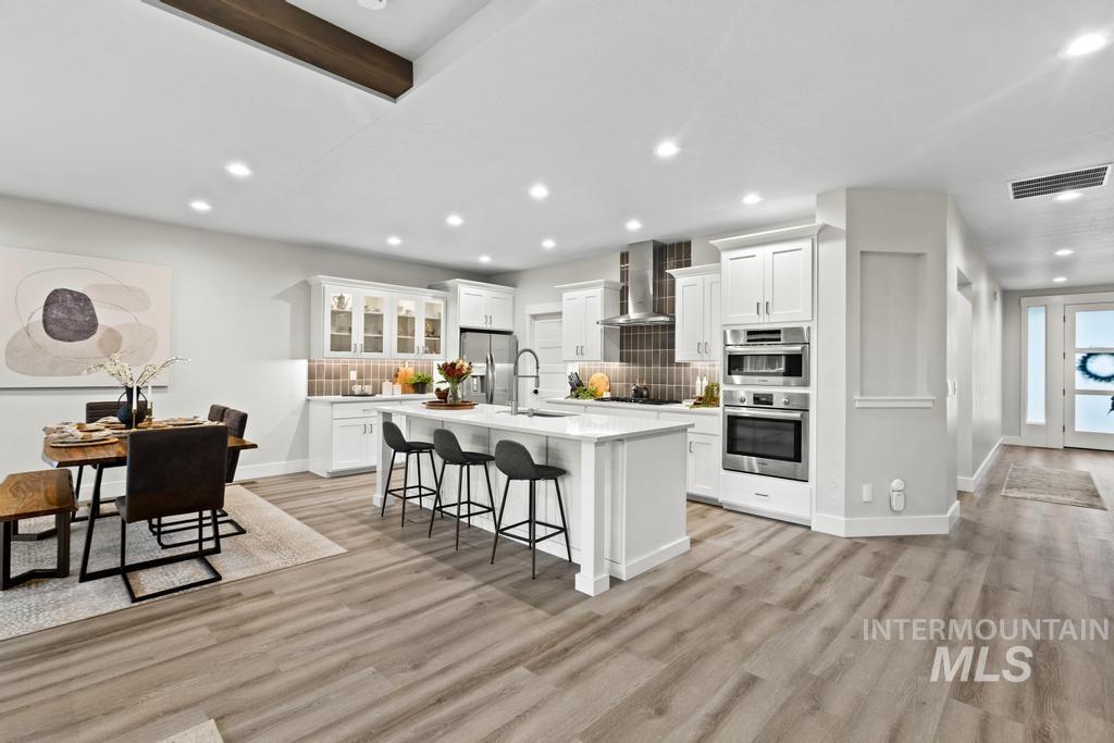 18280 N Tulip Ave Property Photo 8