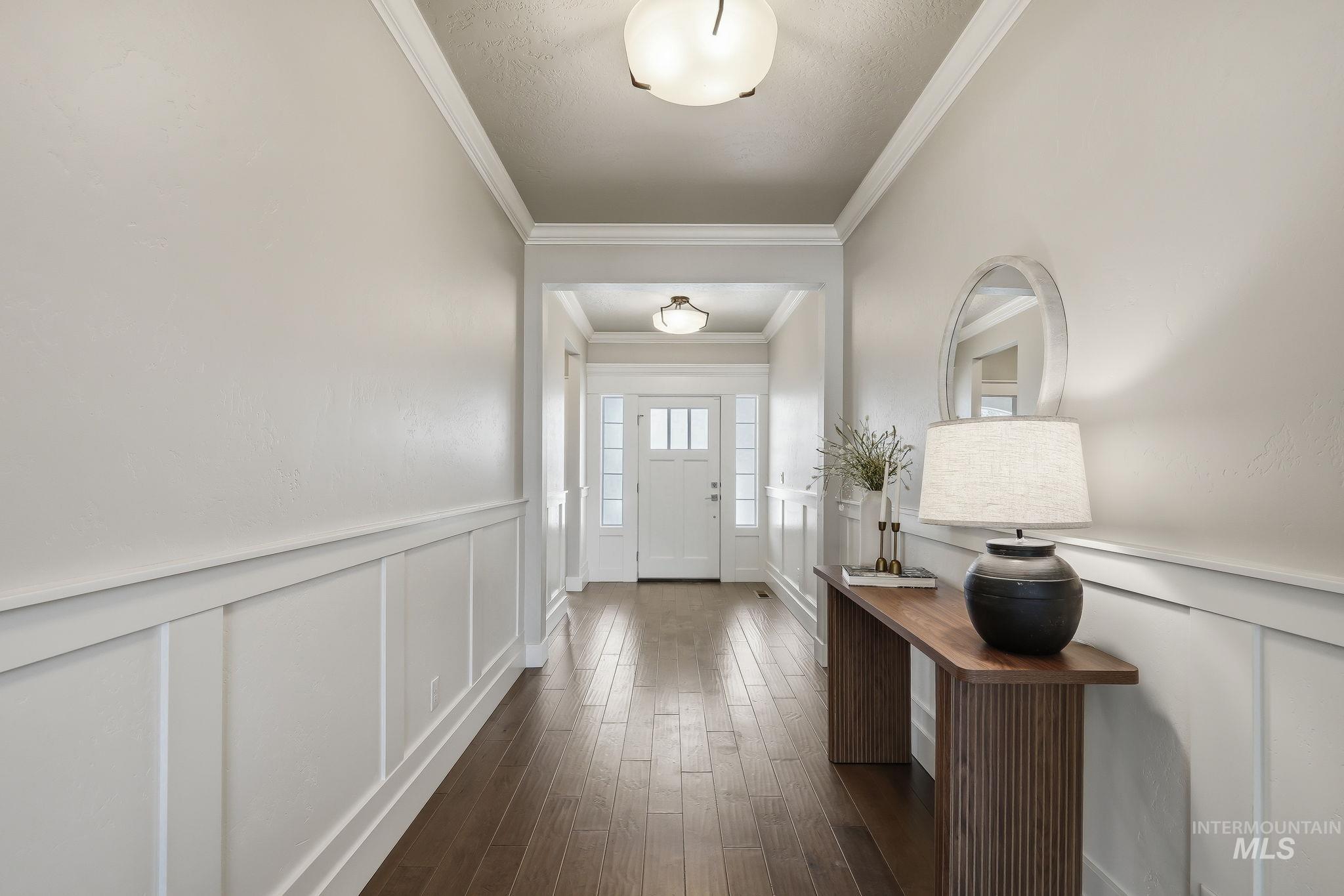 10668 W Goldenrod Ave. Property Photo 4