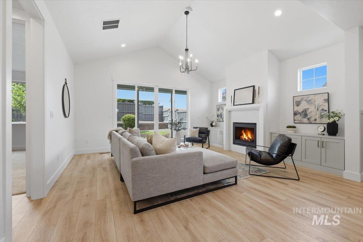 3457 E Berghan Street Property Photo 20