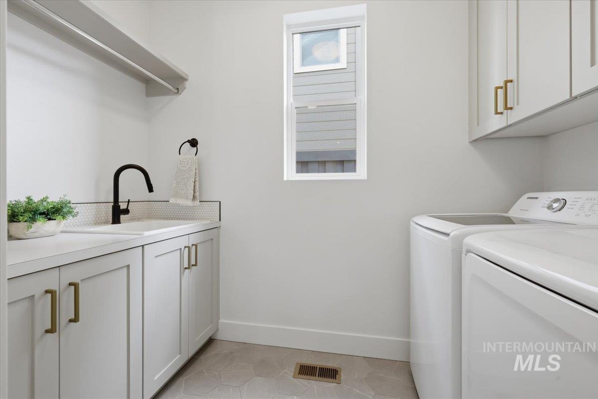 3457 E Berghan Street Property Photo 37