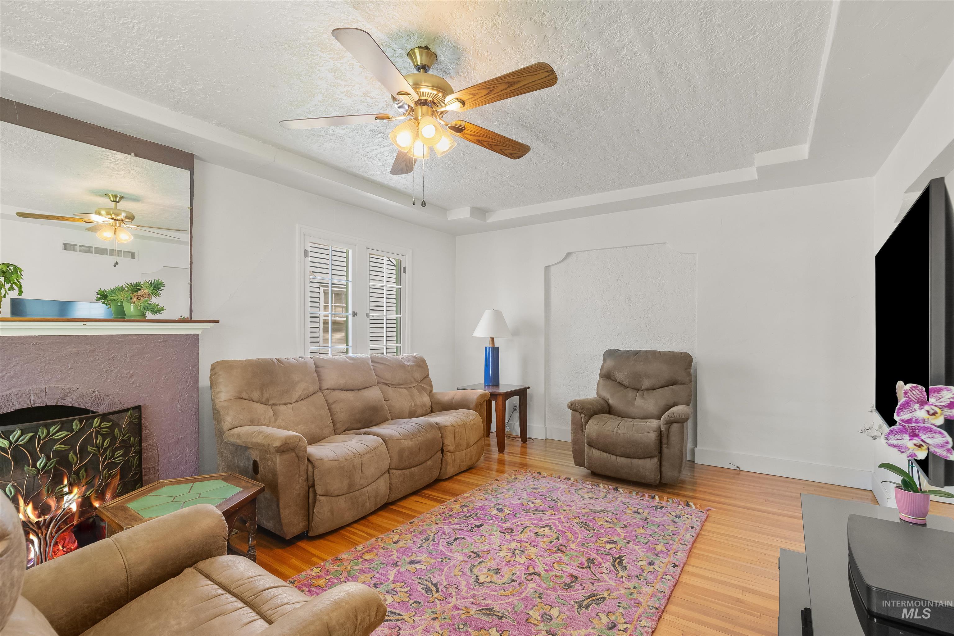 924 N Street Property Photo 12