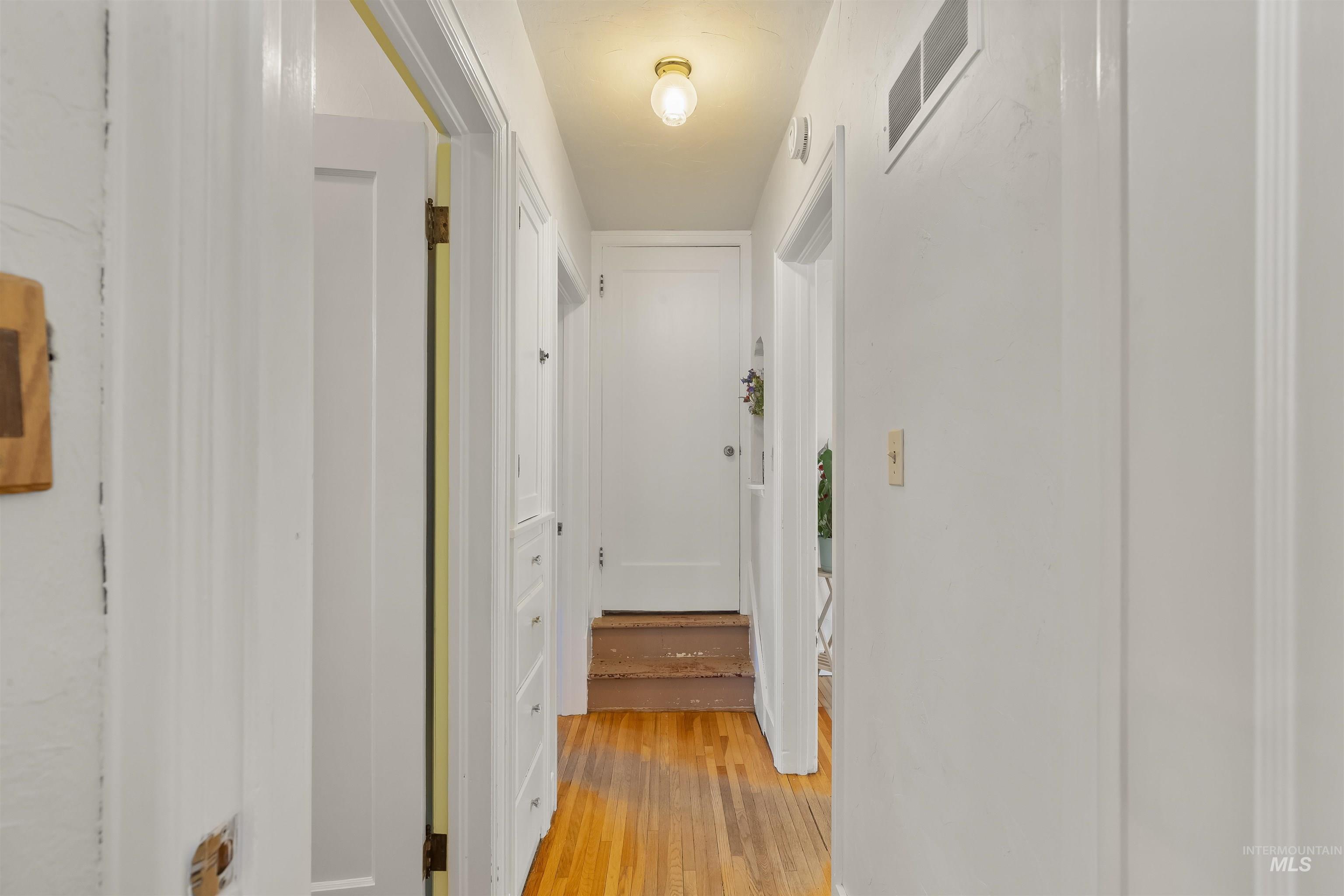 924 N Street Property Photo 18