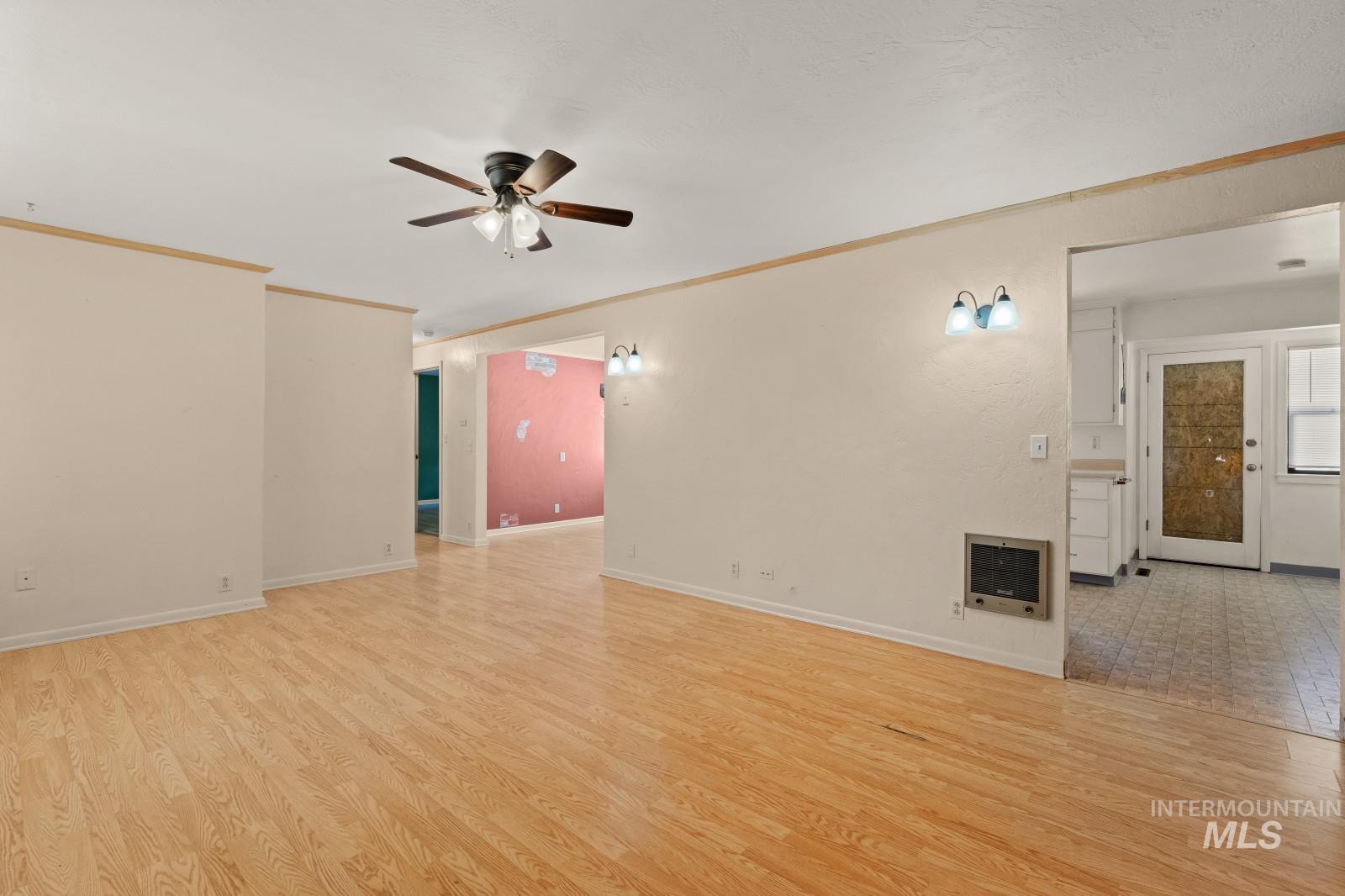 1876 6th Ave Property Photo 6