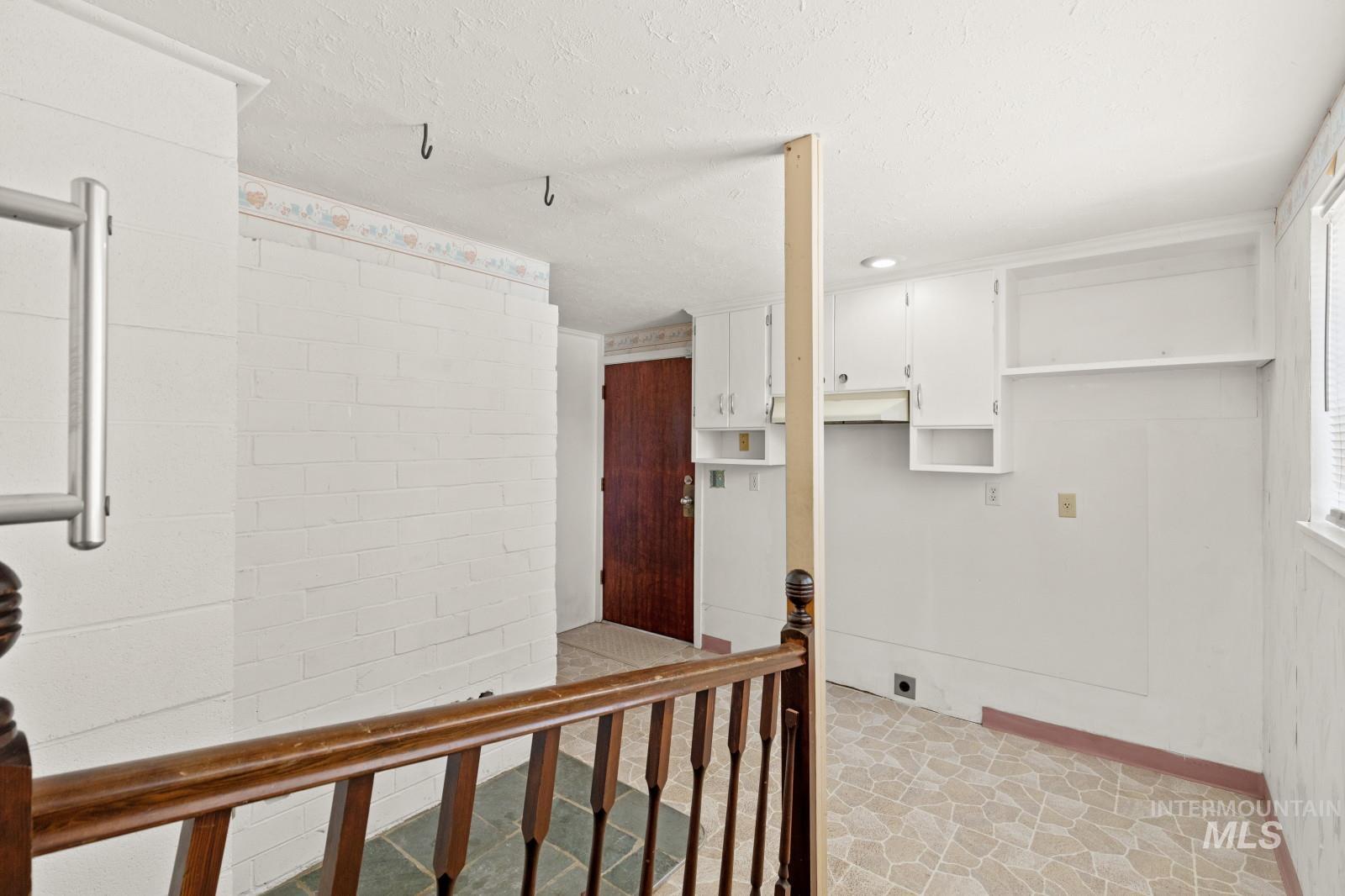 1876 6th Ave Property Photo 19