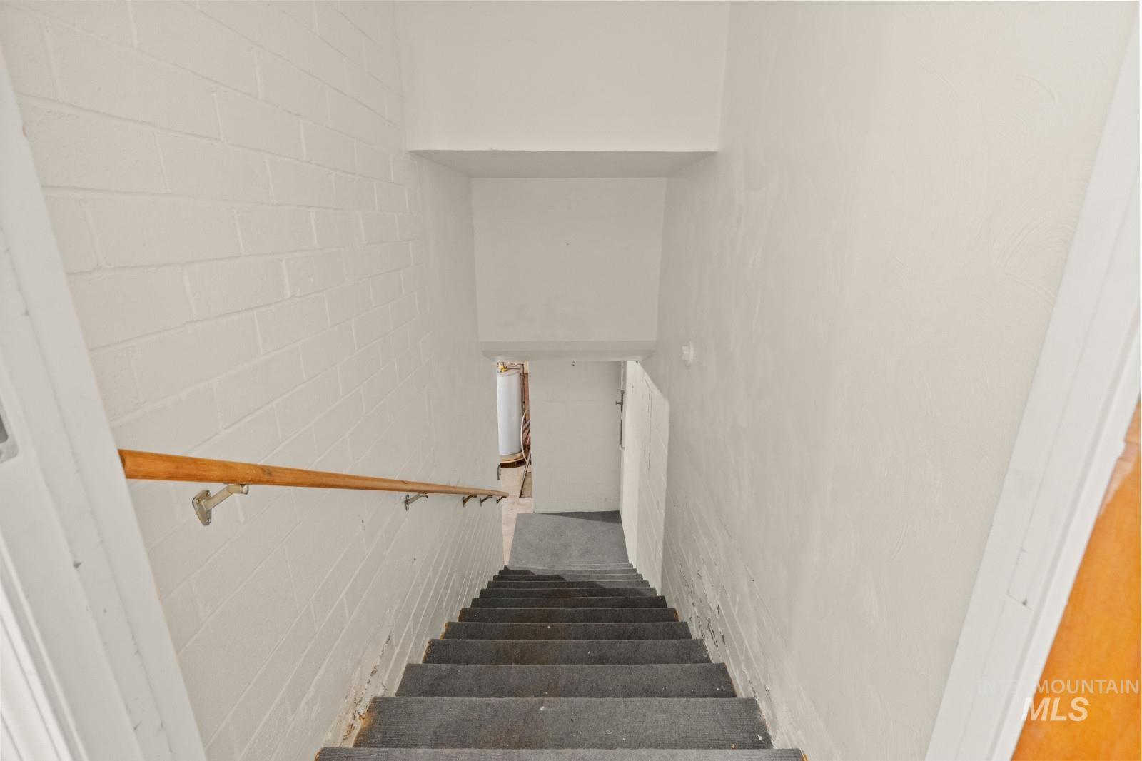 1876 6th Ave Property Photo 24