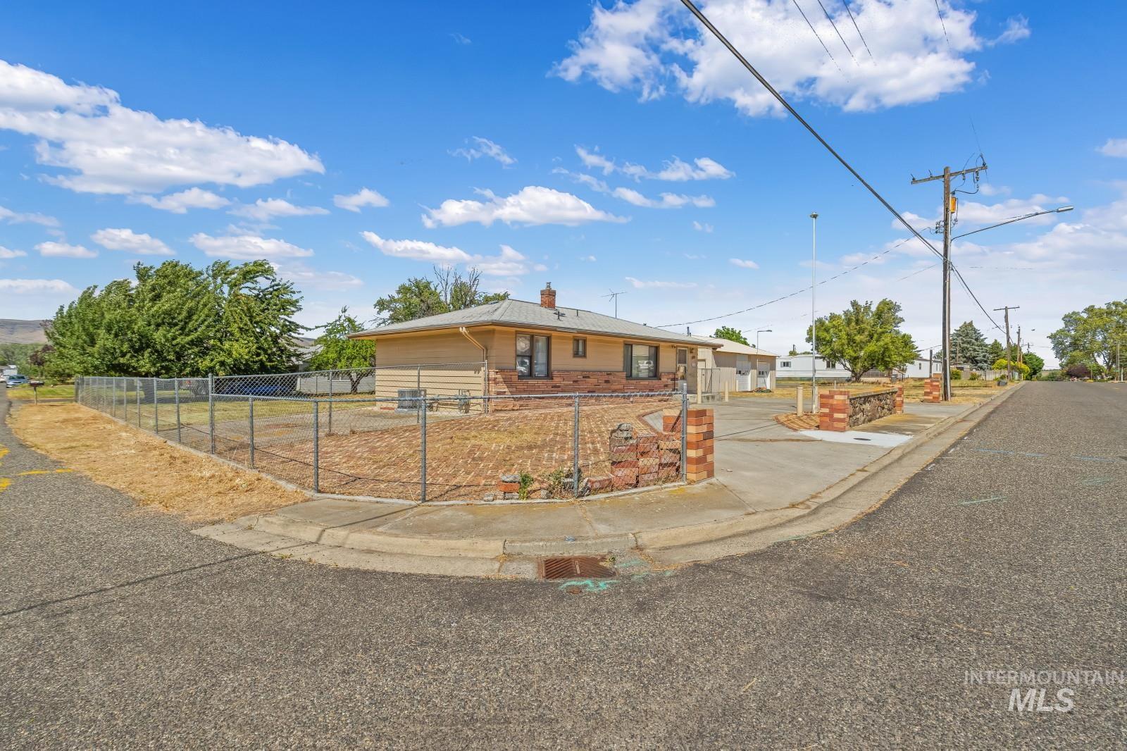 1876 6th Ave Property Photo 31