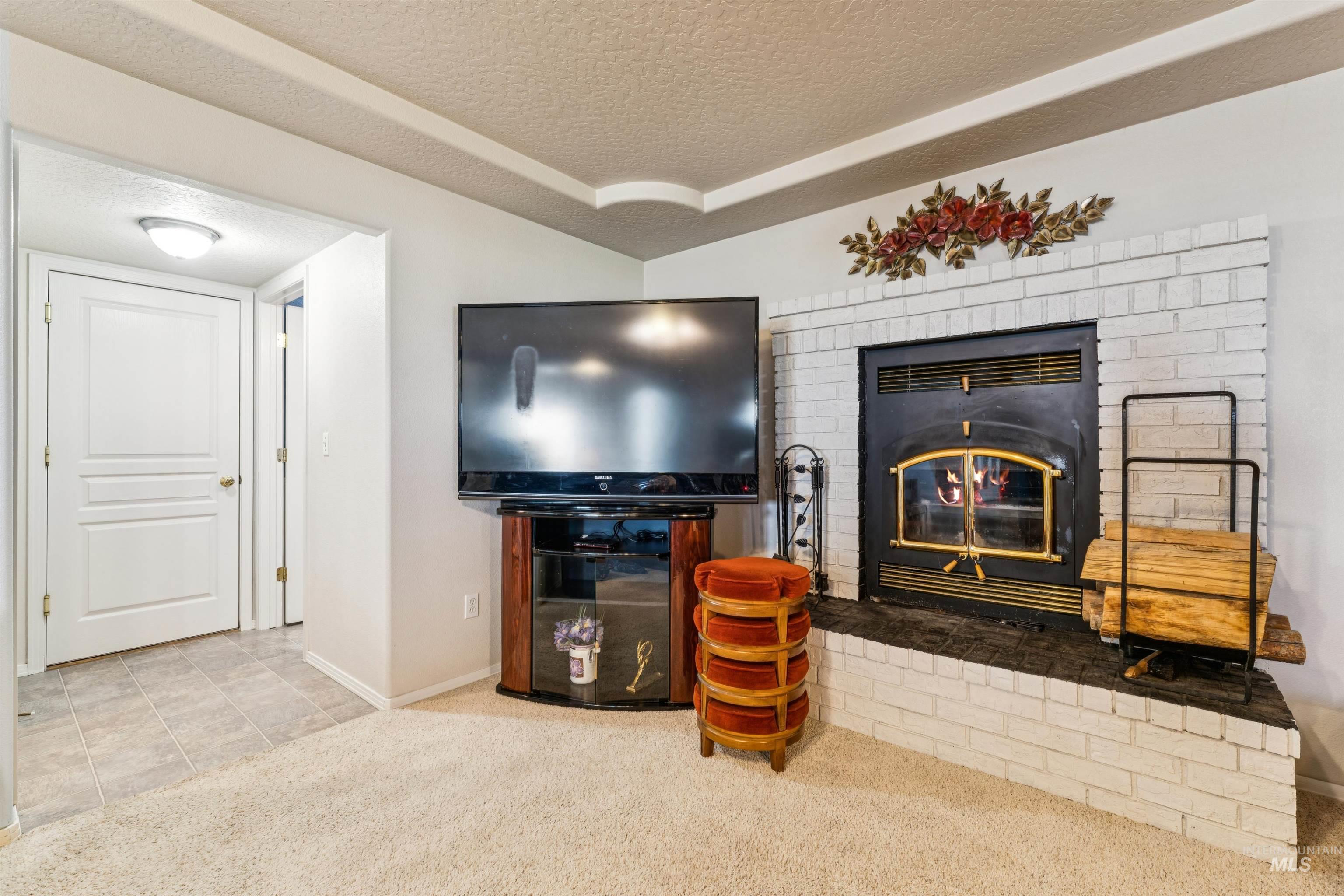 6026 Whispering Hills Dr Property Photo 16