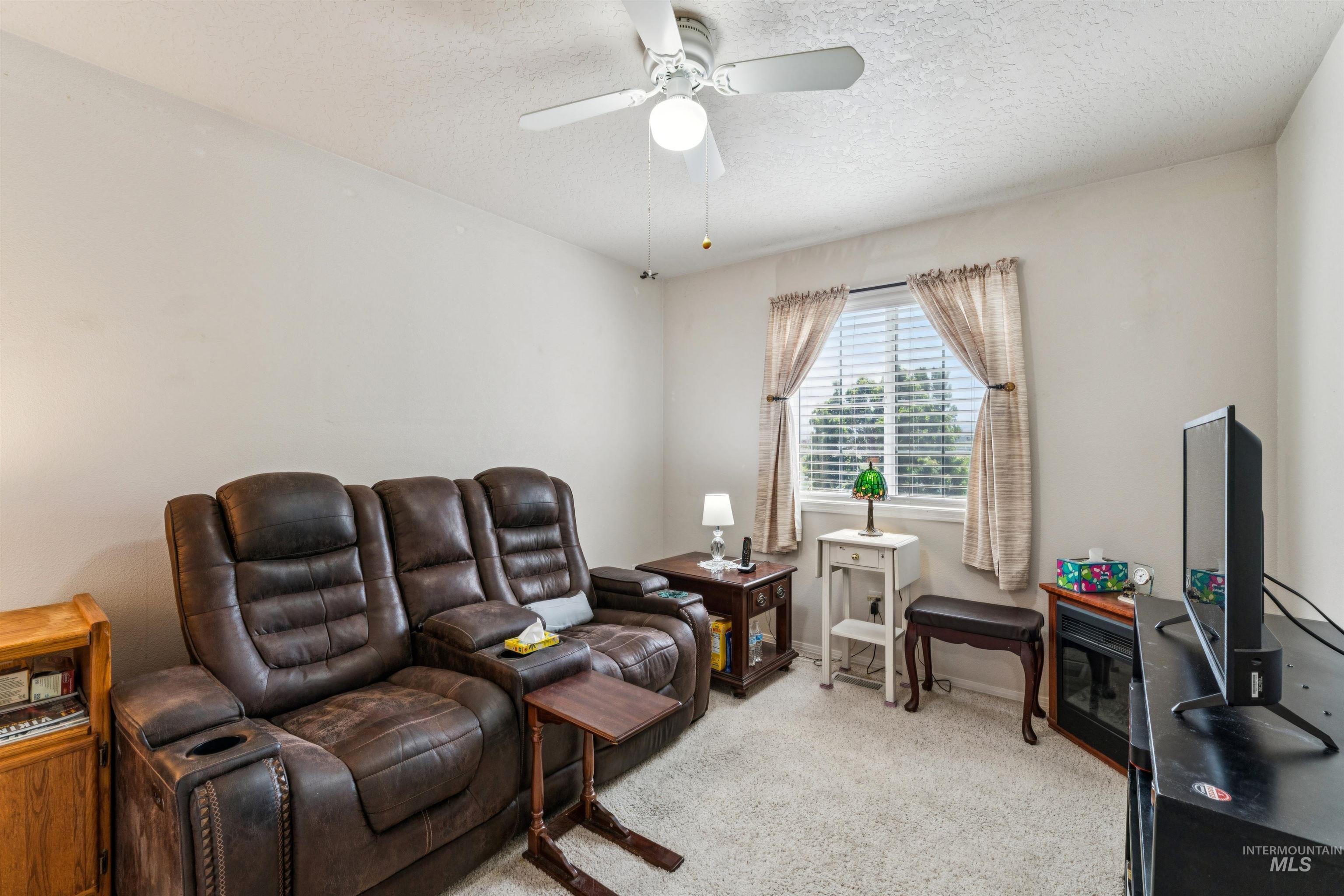 6026 Whispering Hills Dr Property Photo 23