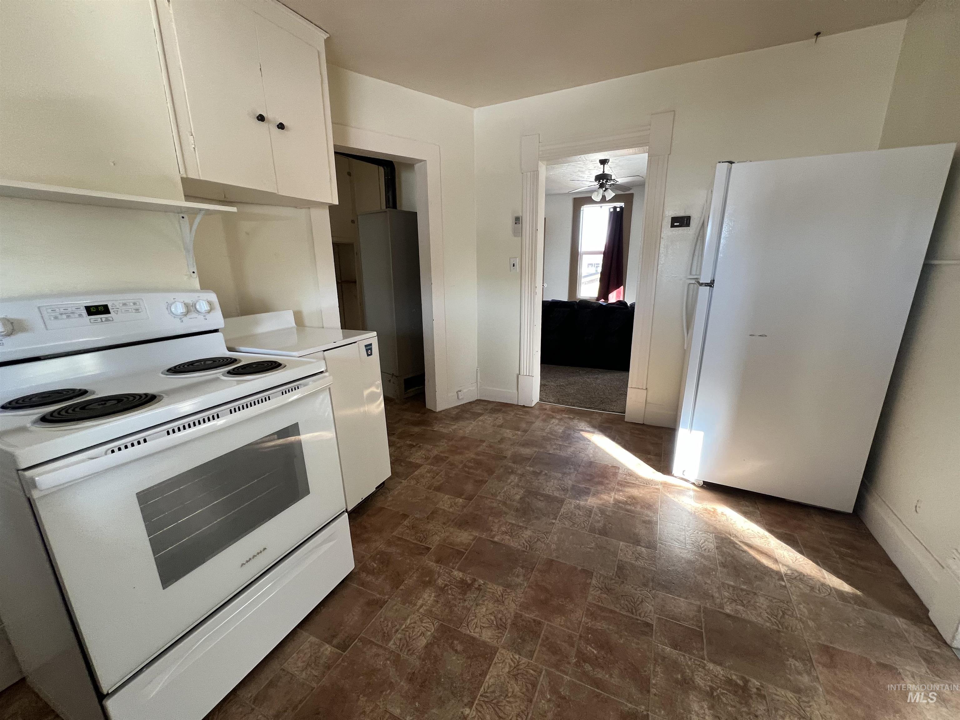 103 South Michigan Property Photo 10