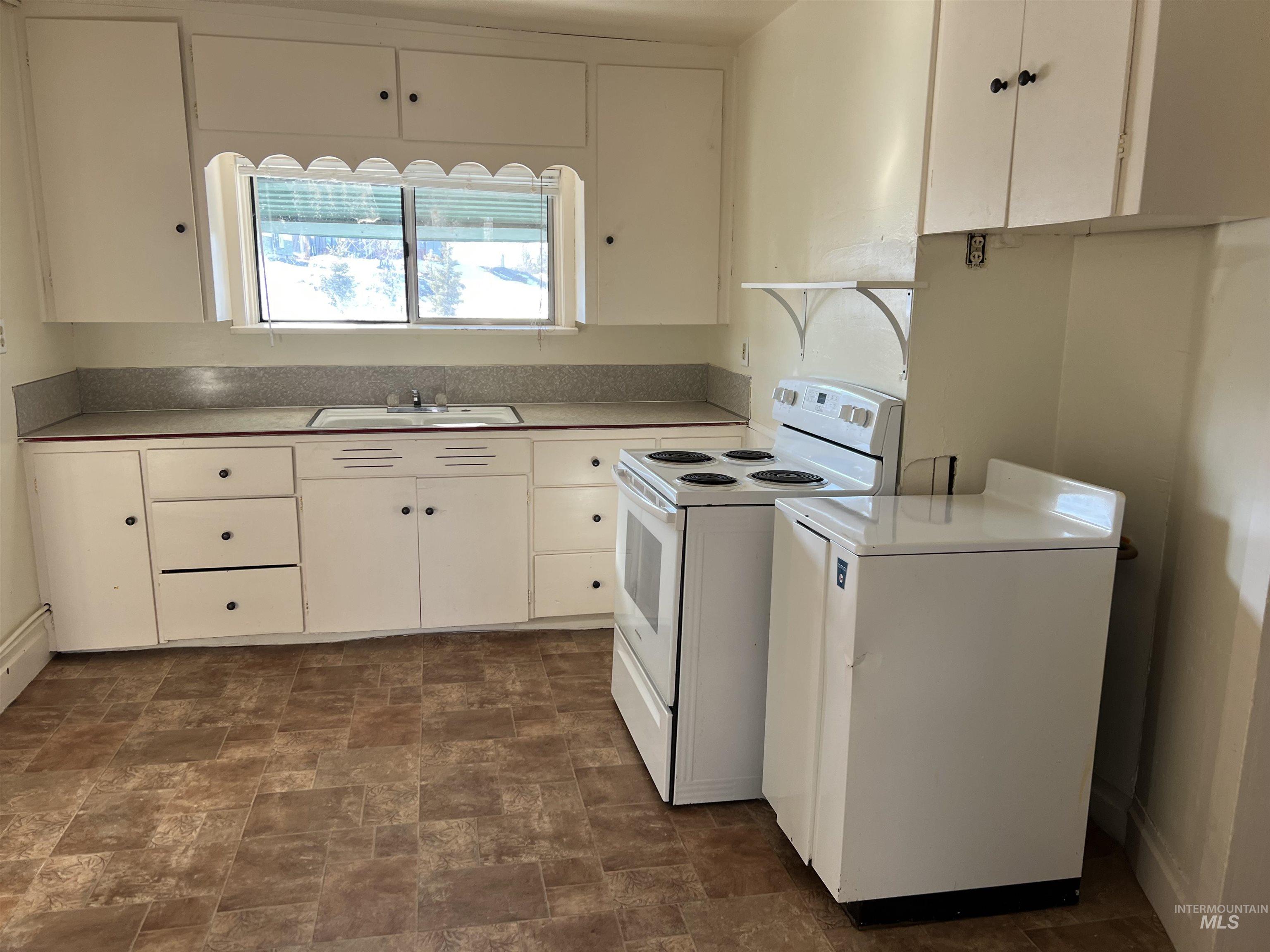 103 South Michigan Property Photo 11