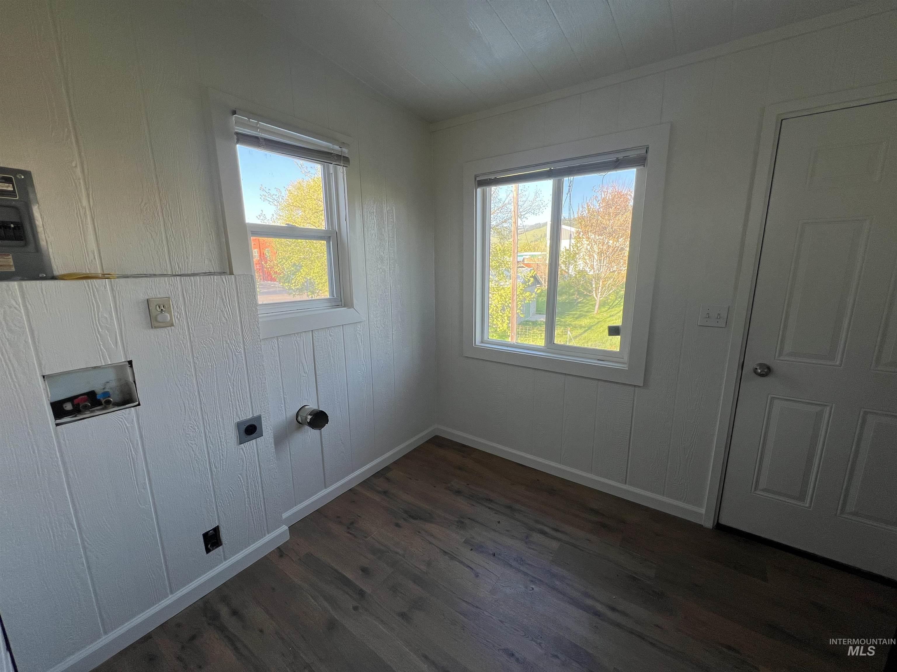 103 South Michigan Property Photo 23