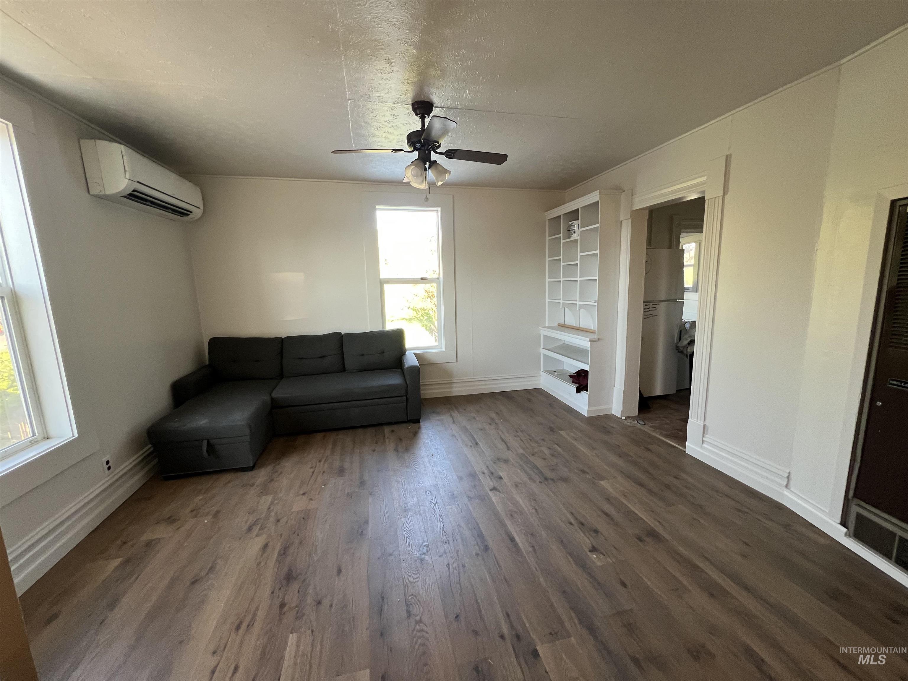 103 South Michigan Property Photo 26