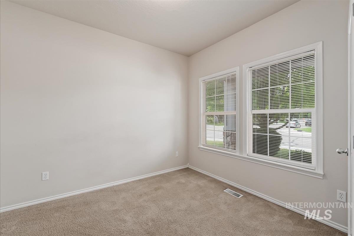 2080 W Sage Springs Ct Property Photo 4