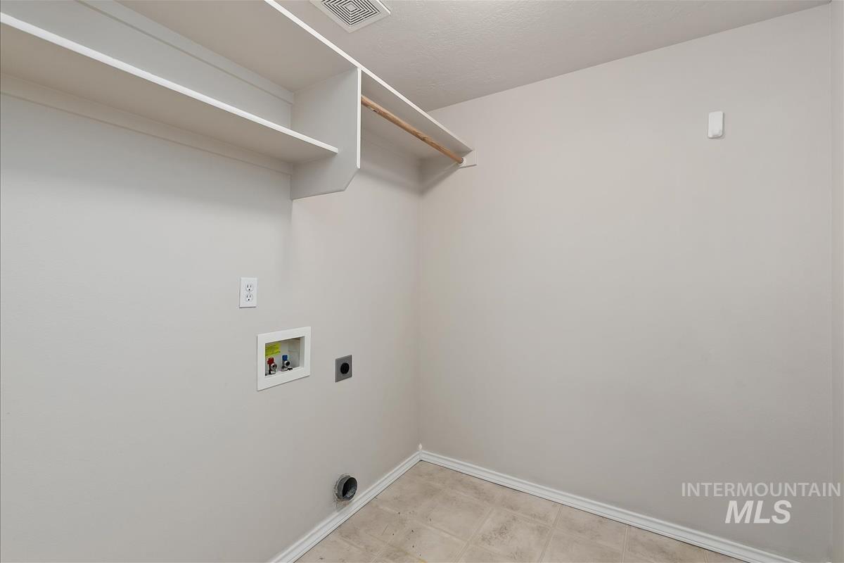 2080 W Sage Springs Ct Property Photo 5